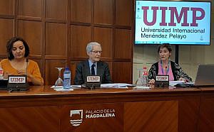 El diálogo entre Pepa Bueno y Antonio Garrigues junto al homenaje a Maza cierran el curso de la UIMP-Abogacía