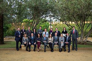 Óscar Cisneros Marco, elegido nuevo decano del Colegio de Sevilla