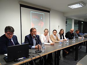 El Colegio de Abogados de Alicante aborda los retos en la regulación del fútbol femenino en España