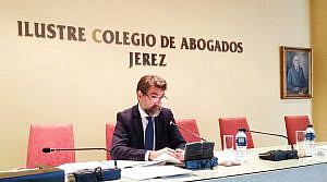 Abogados de la provincia de Cádiz se especializan en Derecho Administrativo en Jerez