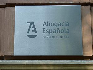 Los decanos de Alzira, Cáceres y Granada, nuevos consejeros de la Abogacía Española