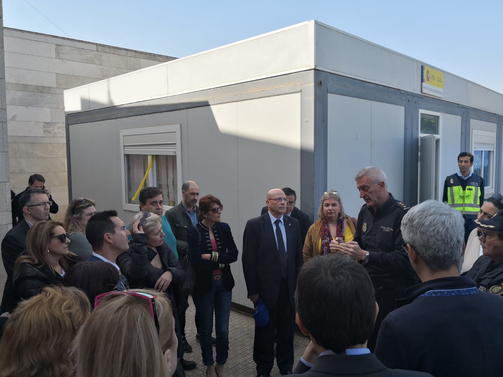 VISITA VALLA SUBCOMISION EXTRANJERIA EN MELILLA4