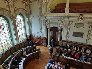 El pleno del Ayuntamiento de Valladolid apoya las reivindicaciones de los abogados del turno de oficio que sufren reiterados retrasos en el cobro de las prestaciones   