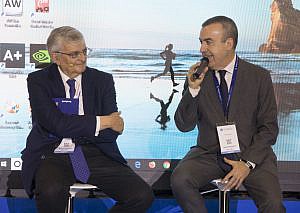 Lorenzo Silva y Eduardo Torres-Dulce apuestan por una mayor realidad jurídica en la ficción