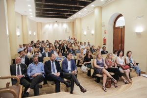 La abogacía sevillana aprueba la constitución de la Asociación para el Ejercicio de la Mediación y Arbitraje