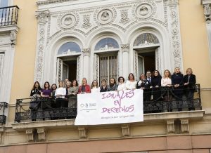 La brecha salarial entre las profesionales se redujo hasta el 15%