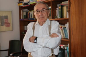 Miguel Castells, letrado en el Turno durante más de 60 años: “No hay abogado que pueda vivir solo con lo que gana de asuntos de oficio”