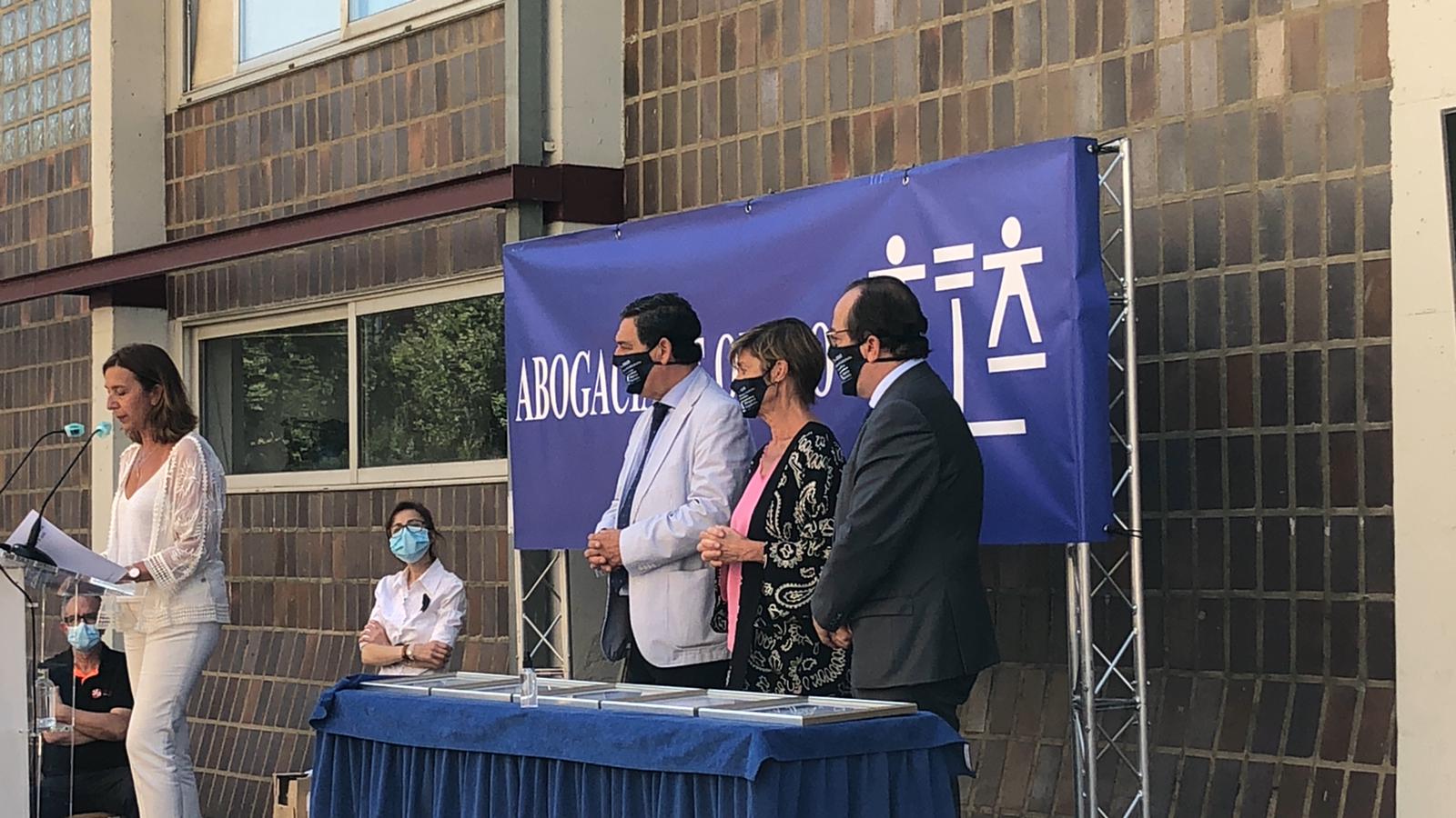 RECONOCIMIENTO AL AYTO LEÓN POR CONCEDER LA CALLE