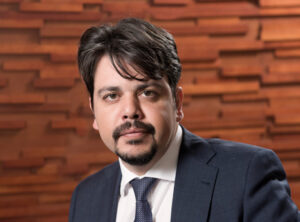 Manuel Linares, abogado: “Están aumentando los litigios de hoteleros para reequilibrar el reparto de pérdidas entre las partes del contrato”
