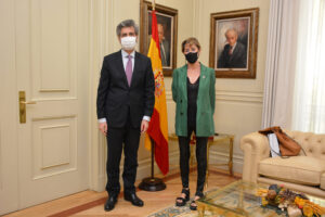 Victoria Ortega participa en el libro del 40 aniversario del Consejo General del Poder Judicial