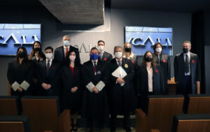 Ocho nuevos letrados y letradas se incorporan al  Colegio de la Abogacía de Alicante