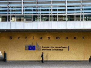 Taxonomía de la UE: inicio de las consultas sobre un acto delegado complementario para determinadas actividades en el ámbito nuclear y del gas