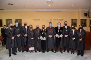 Victoria Ortega entrega las Medallas al Mérito en la Abogacía a los jerezanos Manuel Ferrer y Alfredo Velloso