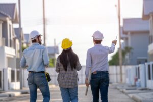 Condenan a una constructora a subir el sueldo a una empleada que cobraba menos que su compañero