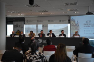 La colegiación, la autorregulación y la formación, indispensables para hacer de la abogacía un instrumento al servicio de la Democracia