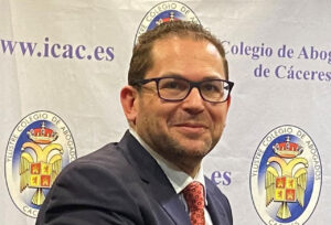 Carlos Alberto Montero, nuevo decano del Colegio de la Abogacía de Cáceres