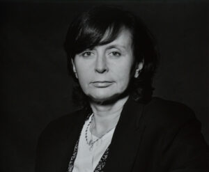 Mª Emilia Casas: “La especialización es necesaria pero no se va a eliminar el ejercicio generalista”