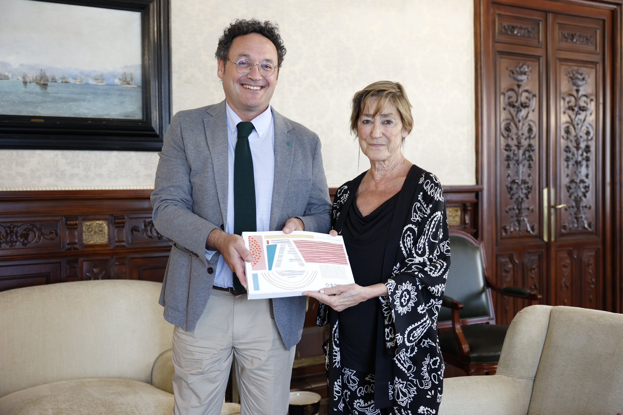 Entrega al Fiscal General del Estado, Álvaro García