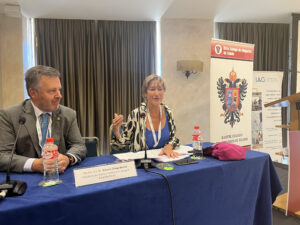 Vitoria Ortega, presidenta del Consejo General de la Abogacía Española y Ángel Cervantes, decano del Colegio de la Abogacía de Toledo