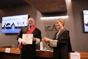 Fernando Candela recibe la Gran Cruz al Mérito en el Servicio a la Abogacía