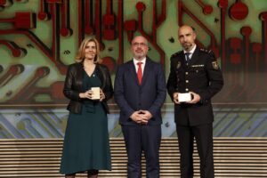 Lourdes Rodríguez, Francisco Martín y Enrique Sacristán