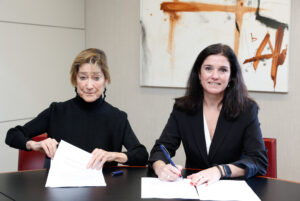 La Abogacía y el Banco Santander firman convenio de colaboración