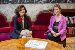 Carmen Calvo y Victoria Ortega