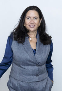 Encarna Orduna, secretaria general de la Abogacía: “Esta ley es un paso firme contra el intrusismo”