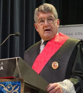 Andrés de Diego Martínez recibe la Gran Cruz al Mérito en el Servicio a la Abogacía Española