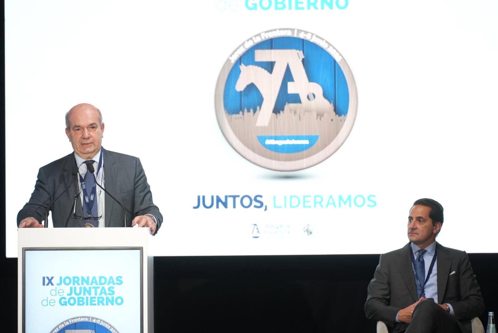 Albino Escribano en la ponencia «Secreto Profesional»