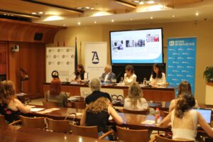 Los medios contribuyen a sensibilizar sobre la infancia vulnerable, aunque el uso adecuado de titulares e imágenes sigue siendo un reto