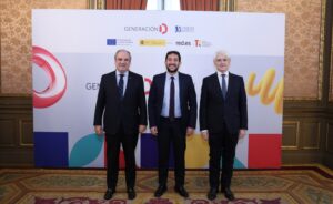 Más de 44.000 profesionales ya se están formando en competencias digitales con Upro