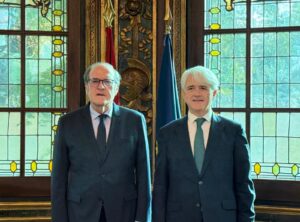 thumbnail-Salvador González, presidente de la Abogacía Española y Ángel Gabilondo, Defensor del Pueblo, mantienen su primer encuentro institucional