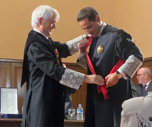 Imposición de la Gran Cruz a Albino Escribano