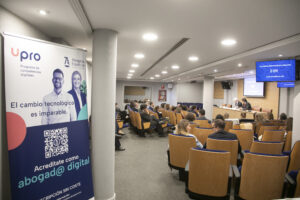 thumbnail-Más de 71.000 abogados y abogadas se formaron en 2025 con los cursos organizados por la Abogacía Española