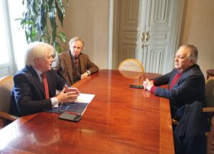 thumbnail-El presidente de la Abogacía se reúne con el abogado venezolano Carlos Sarmiento