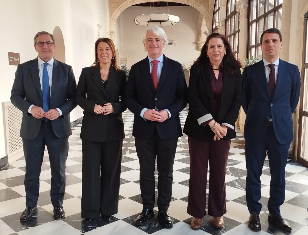 El Consejo General de la Abogacía renueva su estructura