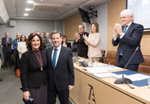 thumbnail-Carolina Salvador, decana de Estella, toma posesión como consejera de la Abogacía Española