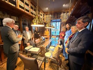 Salvador González con las asociaciones de Justicia Gratuita