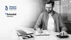 thumbnail-Abogacía Española y Banco Sabadell firman un convenio para acercar soluciones financieras al colectivo de la abogacía